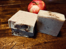 Load image into Gallery viewer, SEASONAL BAR- Autumn Apple